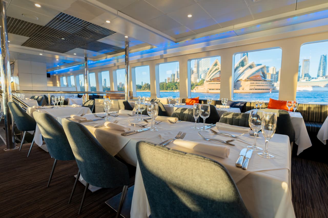 Sydney Harbour Lunch Cruise aboard Magistic Cruises from Darling Harbour - image 8